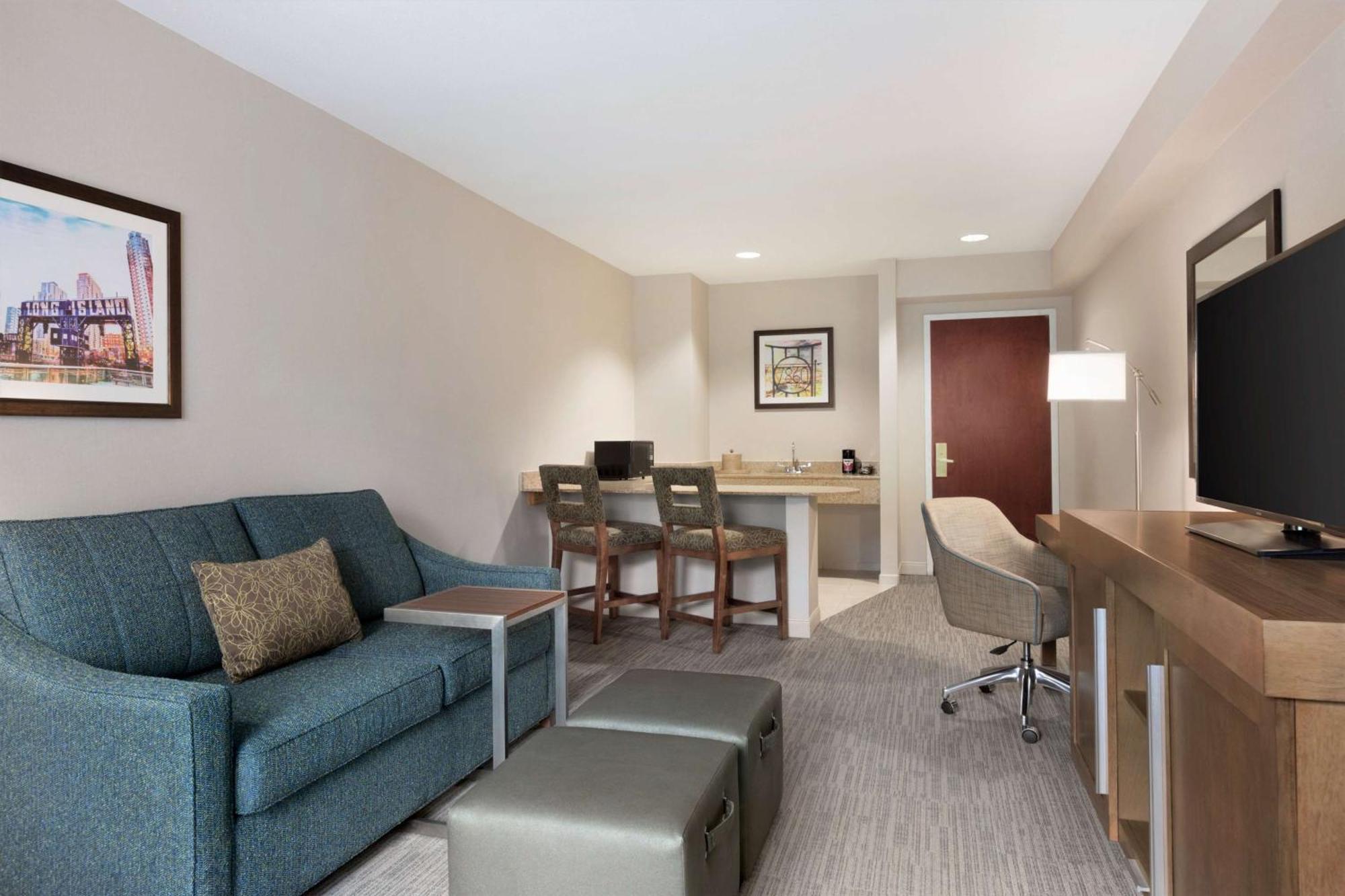 Hampton Inn Long Island-Brookhaven Farmingville Екстериор снимка
