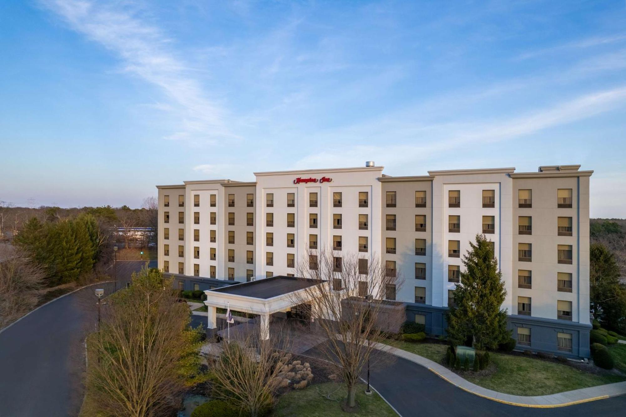 Hampton Inn Long Island-Brookhaven Farmingville Екстериор снимка