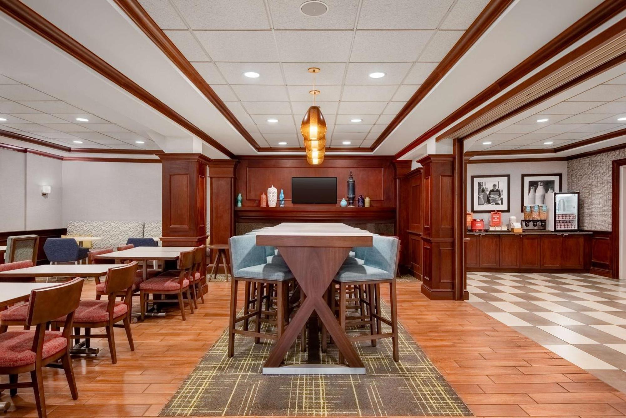 Hampton Inn Long Island-Brookhaven Farmingville Екстериор снимка