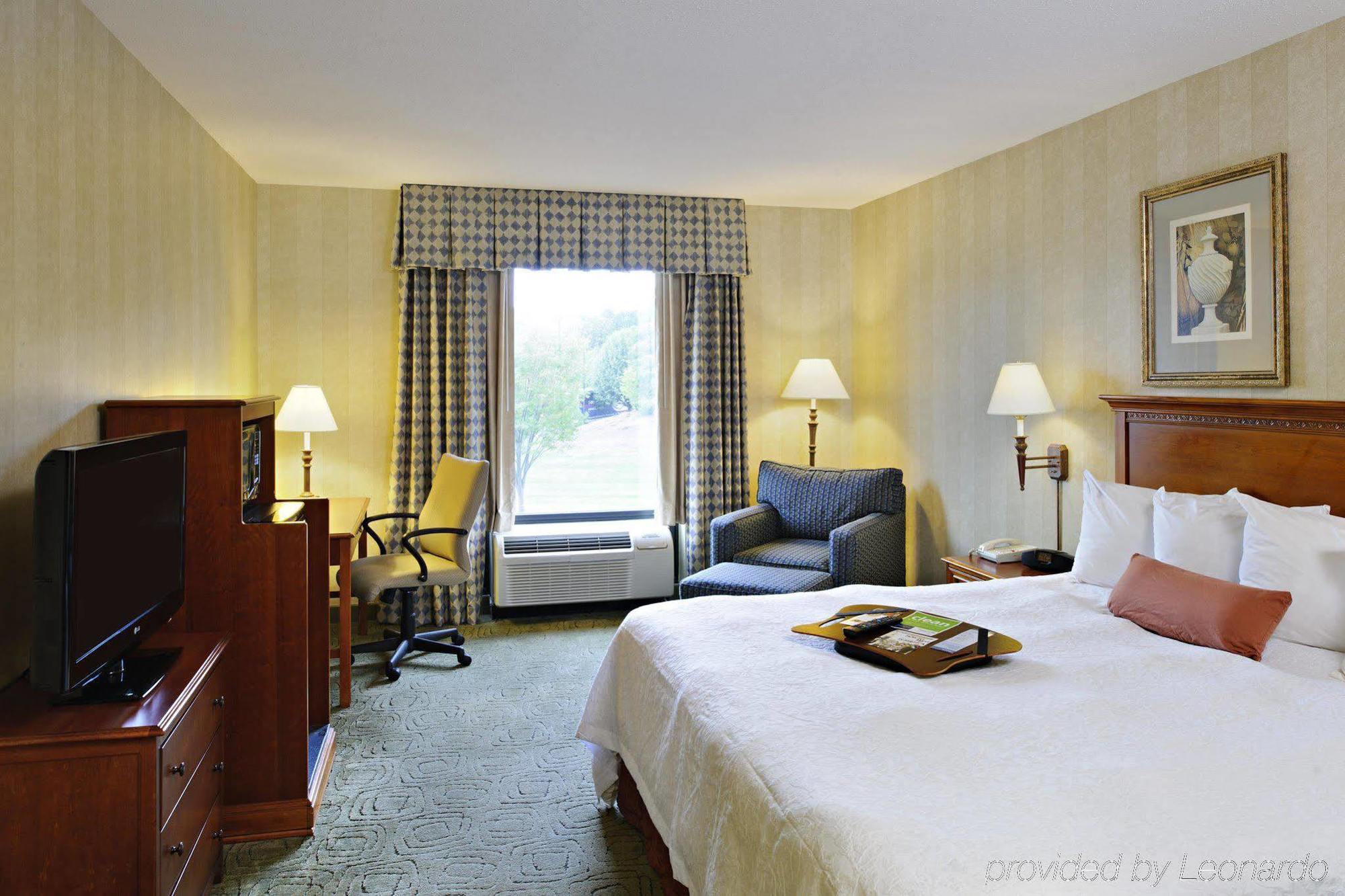 Hampton Inn Long Island-Brookhaven Farmingville Екстериор снимка