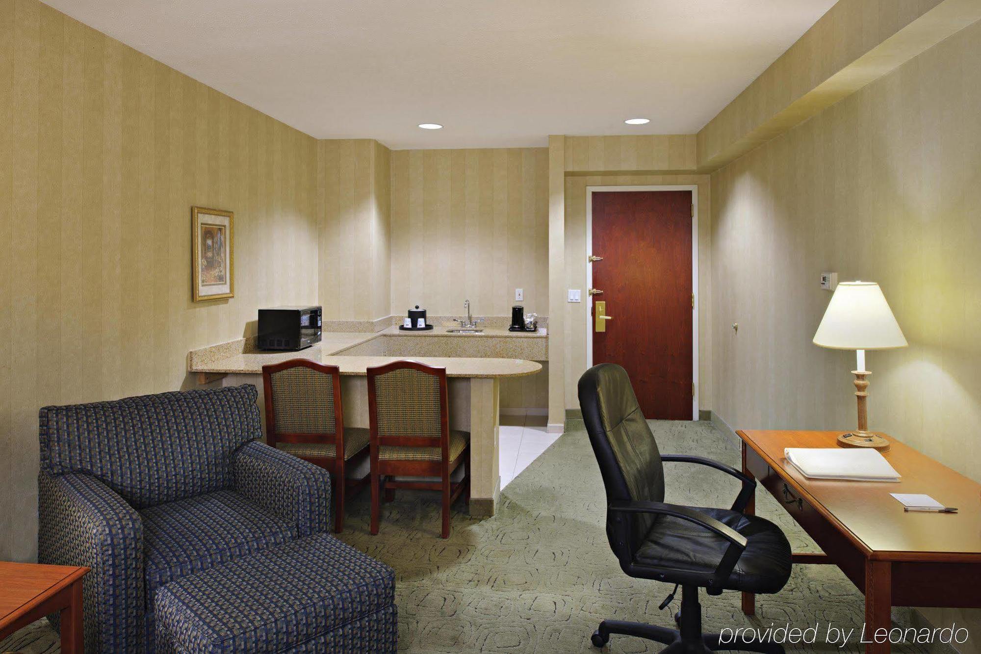 Hampton Inn Long Island-Brookhaven Farmingville Екстериор снимка